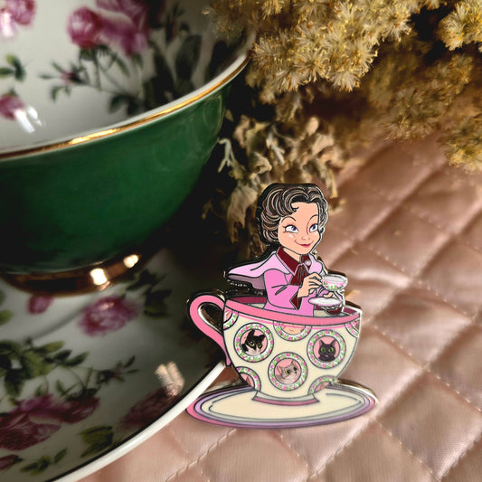 Cat Lady Teacup OE (LE 75)